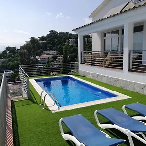 villa-yaco.topcostabravahotels.com/