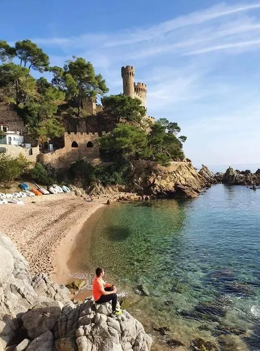 Seahomes Vacations - Coral Sun In Fenals Beach Lloret de Mar 0*,  Espagne